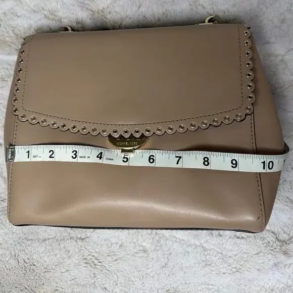 Michael Kors Handbag - Picture 3 of 8